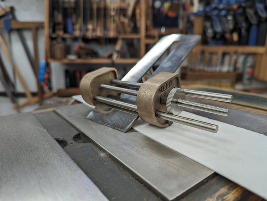 REED Honing guide v1.2