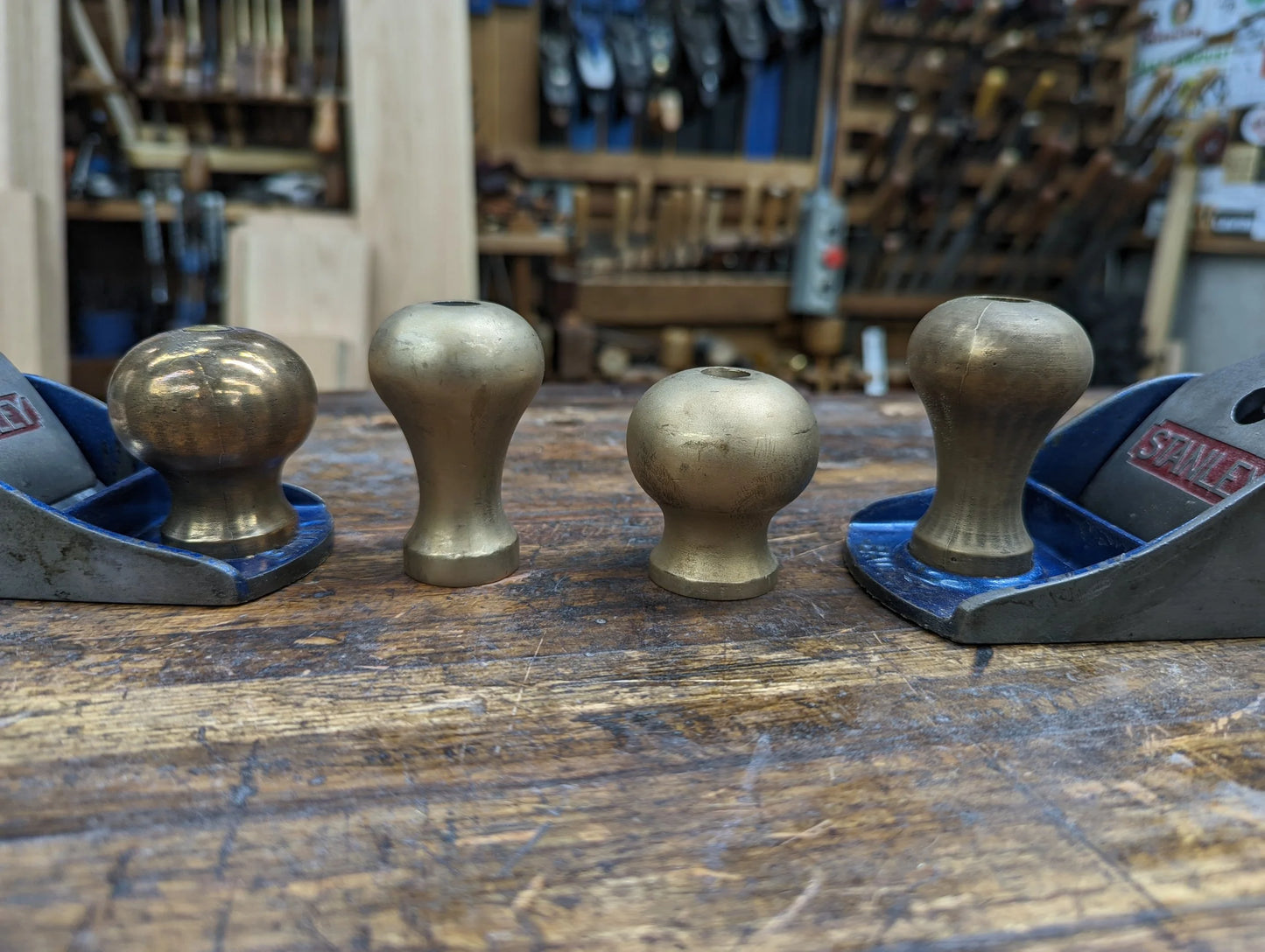 REED Bronze Knobs