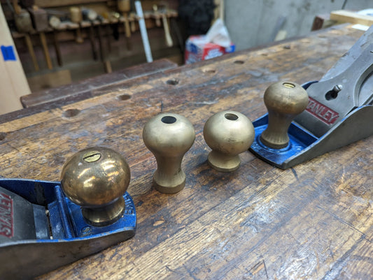 REED Bronze Knobs