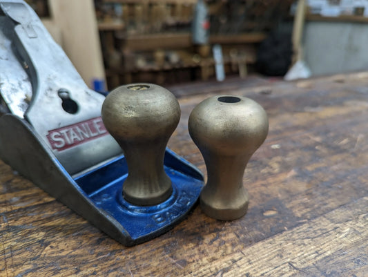 REED Bronze Knobs